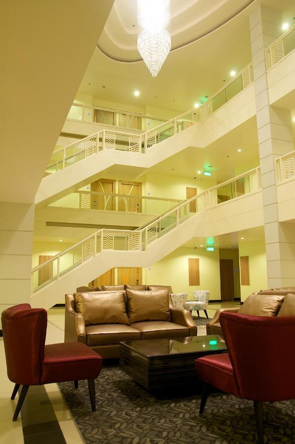 Jolly Suites&Spa Petkasem Ban Nong Khaem  Exterior photo