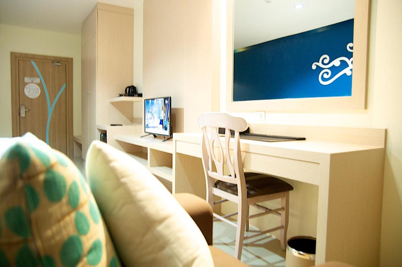 Jolly Suites&Spa Petkasem Ban Nong Khaem  Exterior photo