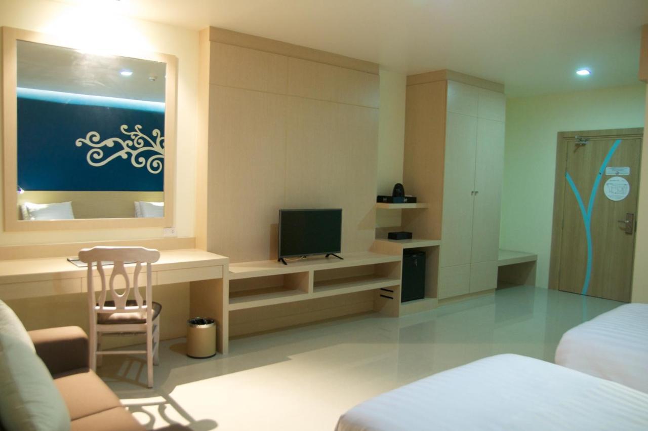 Jolly Suites&Spa Petkasem Ban Nong Khaem  Exterior photo
