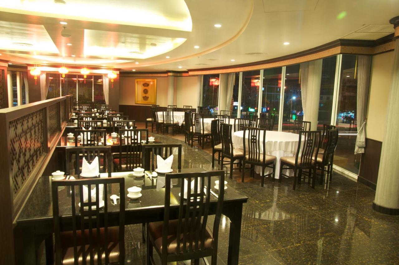 Jolly Suites&Spa Petkasem Ban Nong Khaem  Exterior photo