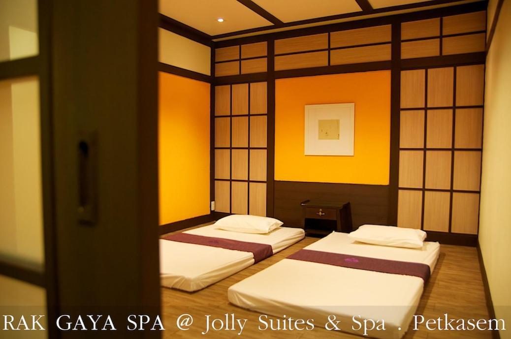 Jolly Suites&Spa Petkasem Ban Nong Khaem  Exterior photo